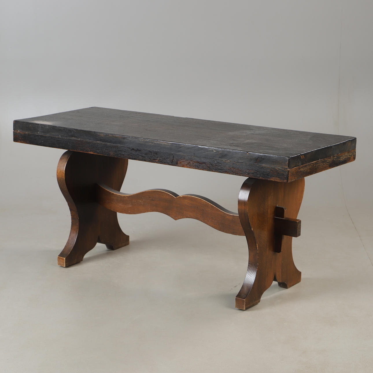 BOCKBORD, mörkbetsat, 1900-tal.