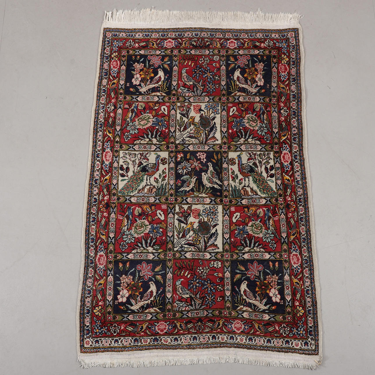 CARPET, oriental, dimensions 165x105 cm.