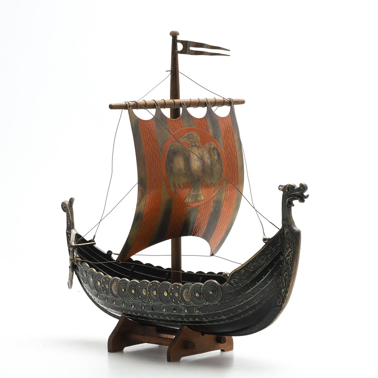 EDWARD AGAARD. VIKINGASKEPP, Iron Art, Danmark.