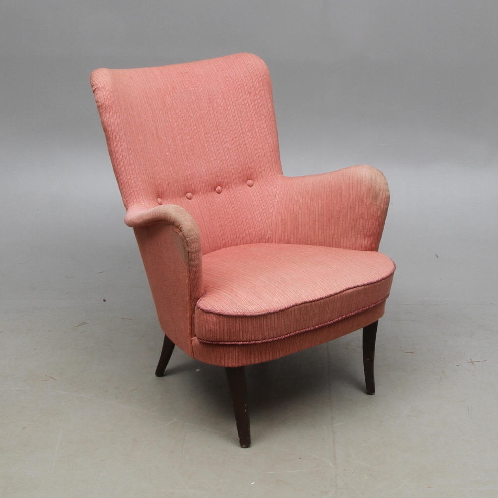 FÅTÖLJ, troligen "Stora Furulid", Carl Malmsten, omärkt.