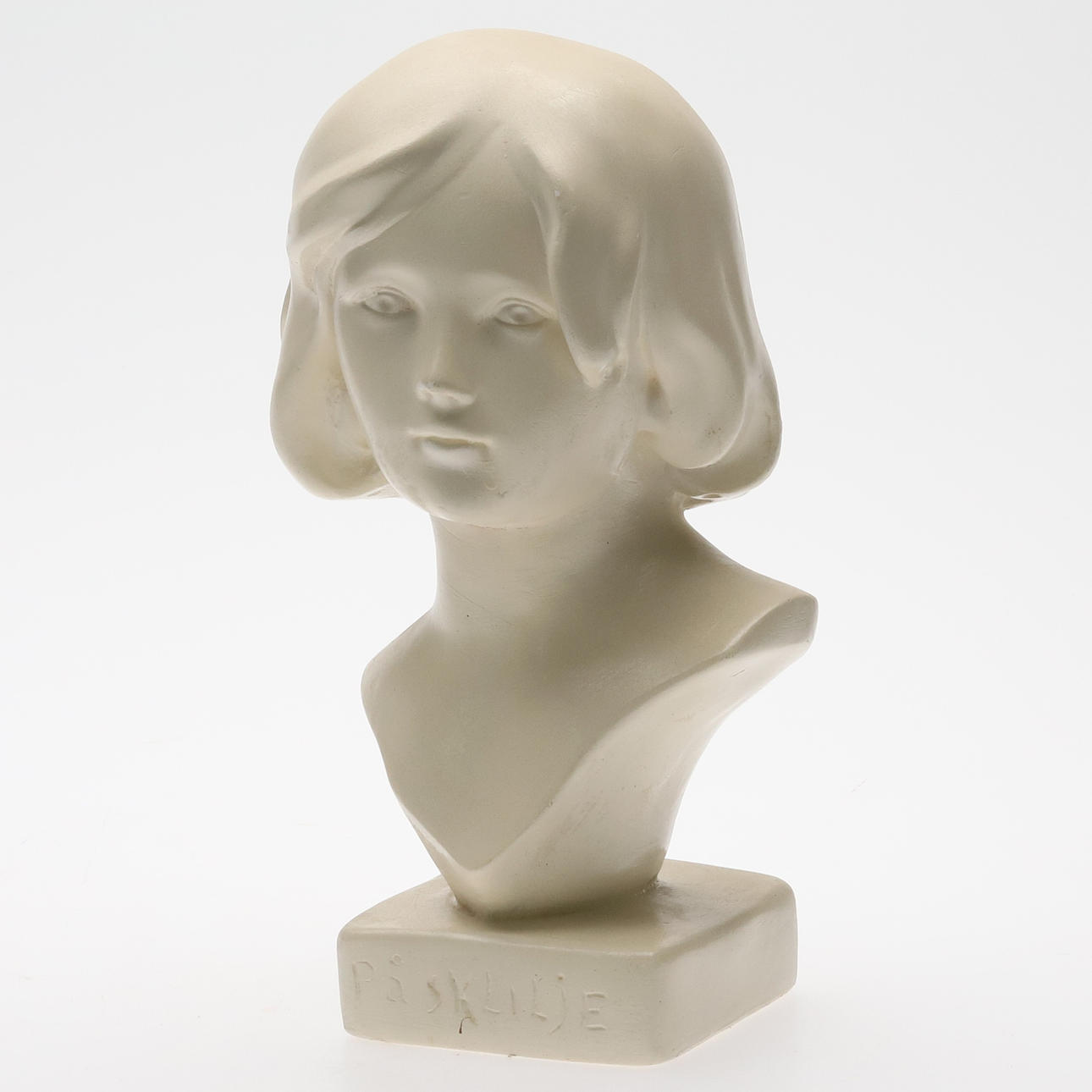 BYST, gips, "Påskliljan", 1900-tal.