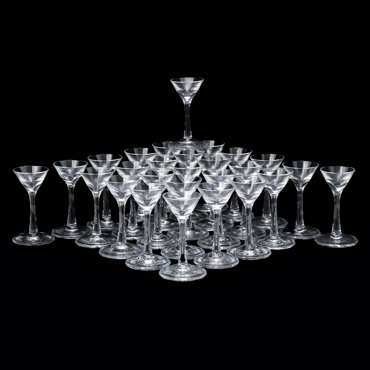 INGEGERD RÅMAN. Snapsglas, "Pärlan", 27 st, Orrefors.