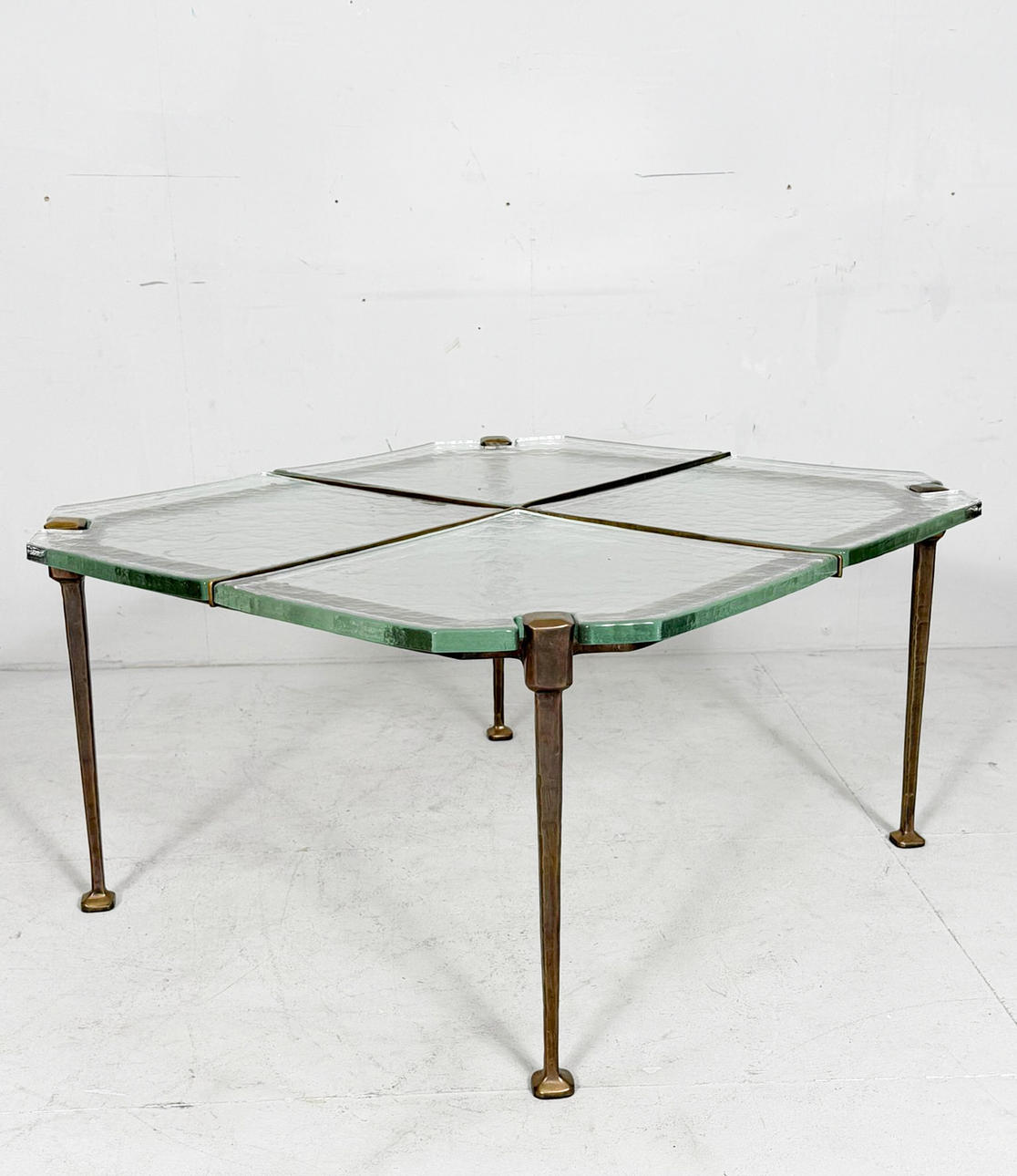 ATTRIBUTED TO LOTHAR KLUTE. 1980s brutalist side table/coffee table, Germany.