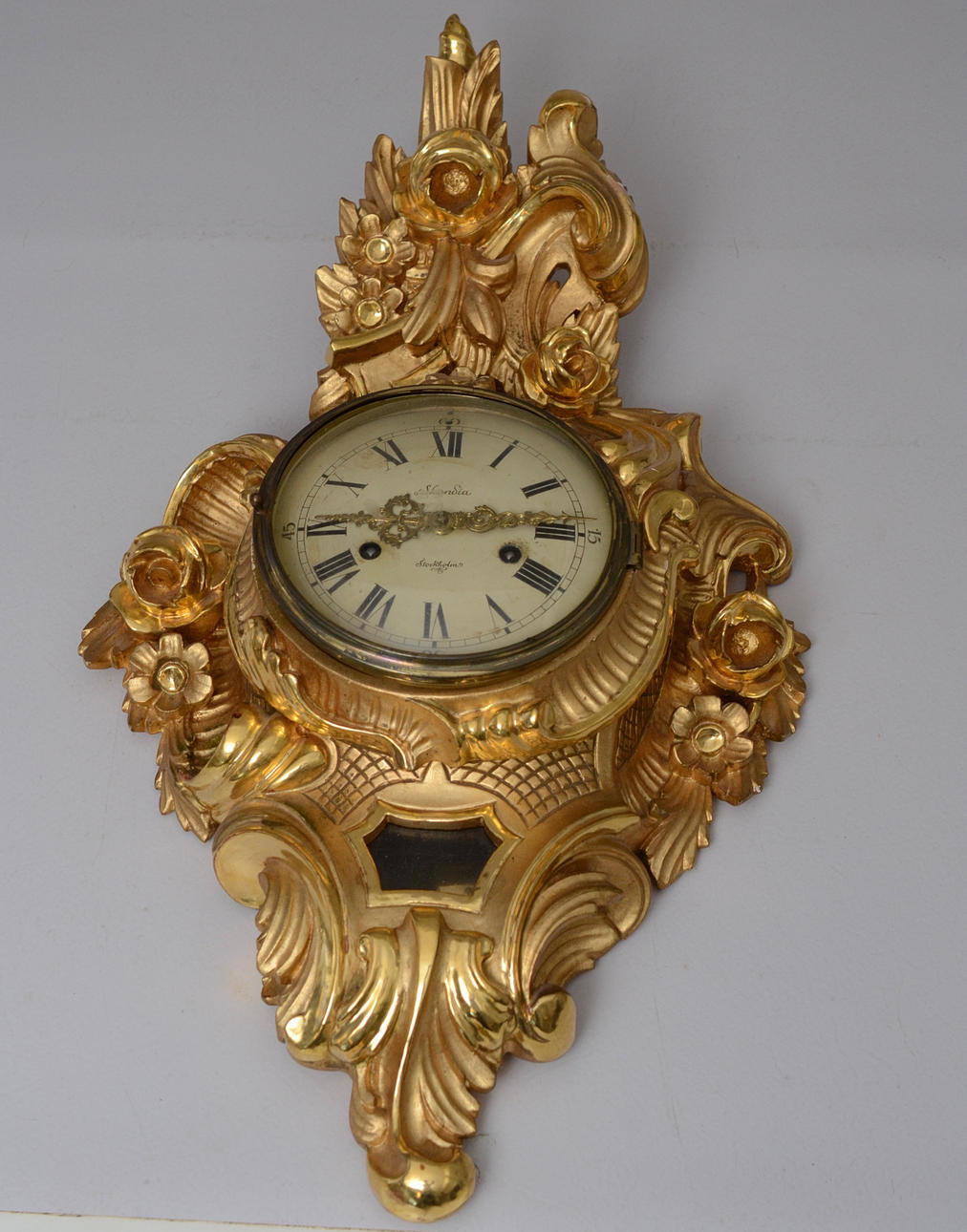 VÄGGPENDYL, rokokostil.