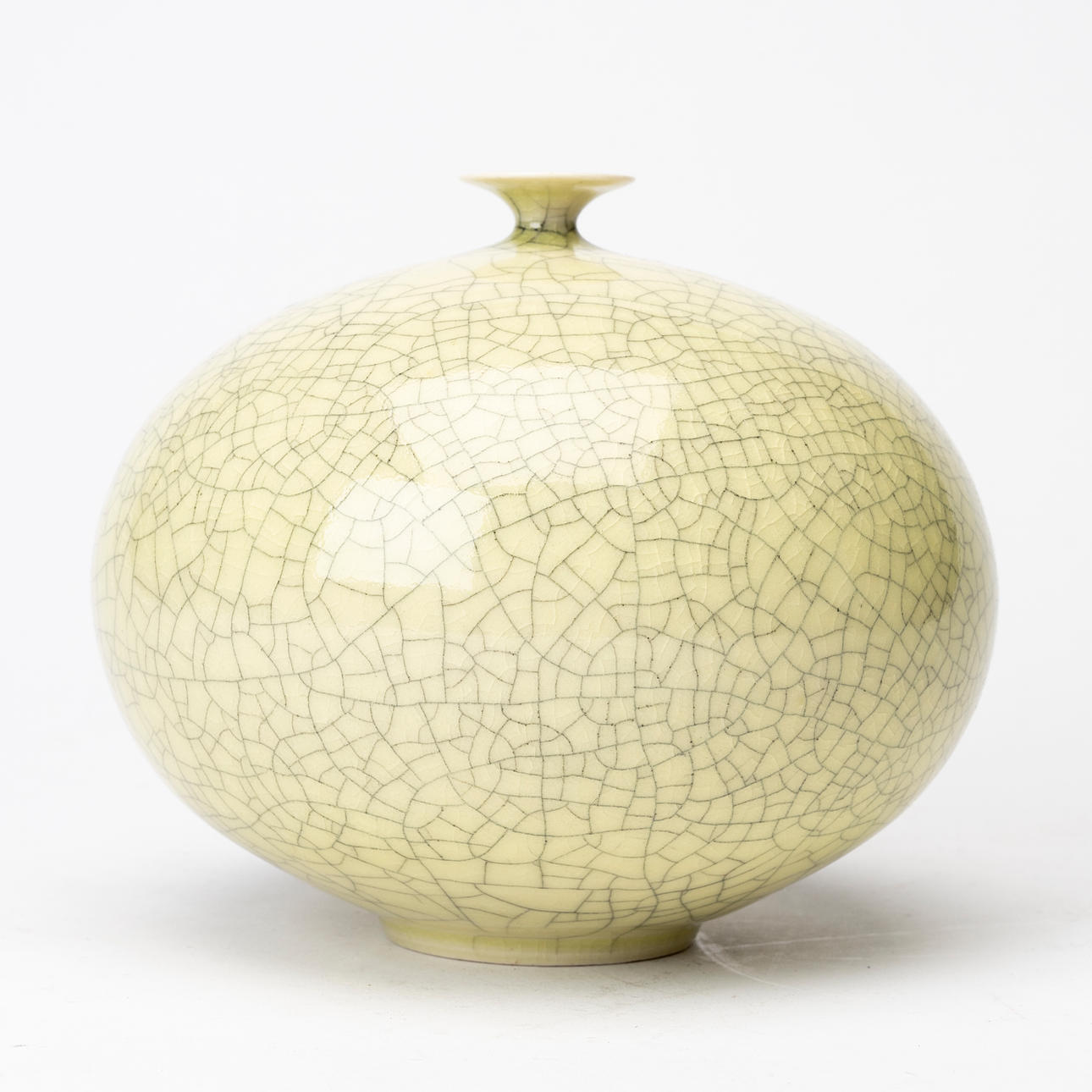 OIDENTIFIERAD KONSTNÄR. Vase, glazed stoneware, monogram signed.