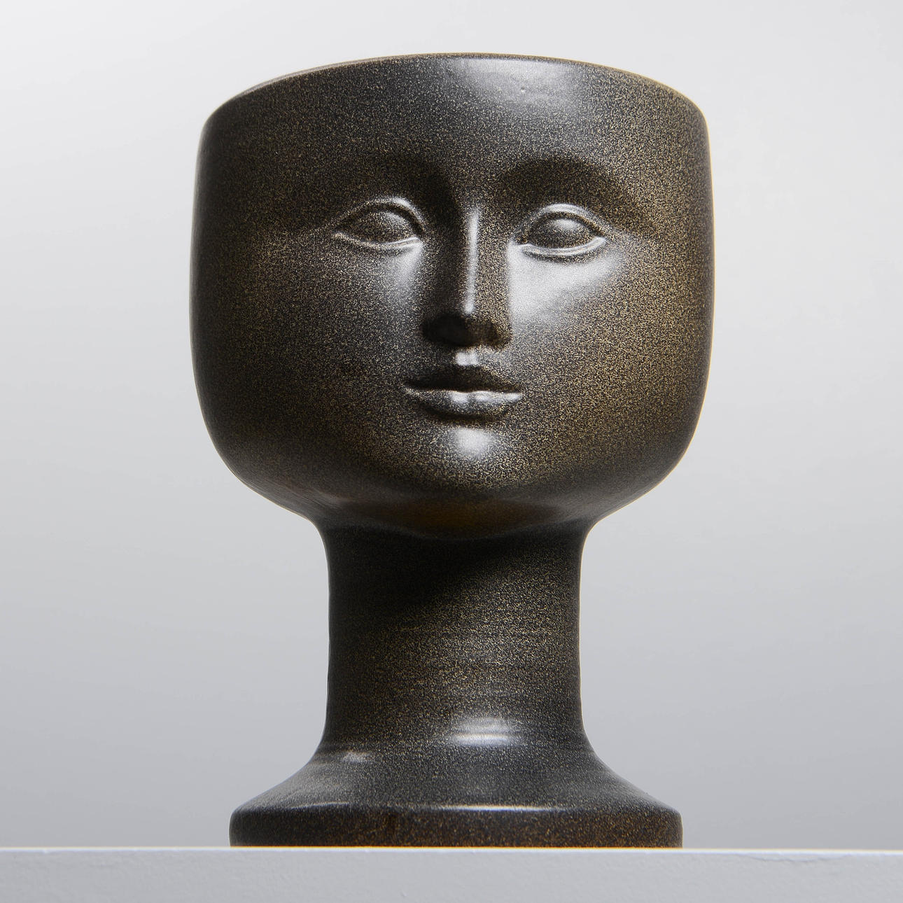 LISA LARSON. Face vase/outer lining, K-Studion, Gustavsberg, 1900/2000s.