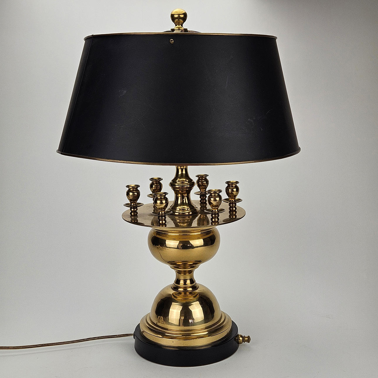 A table lamp, bouillotte model, brass, contemporary.