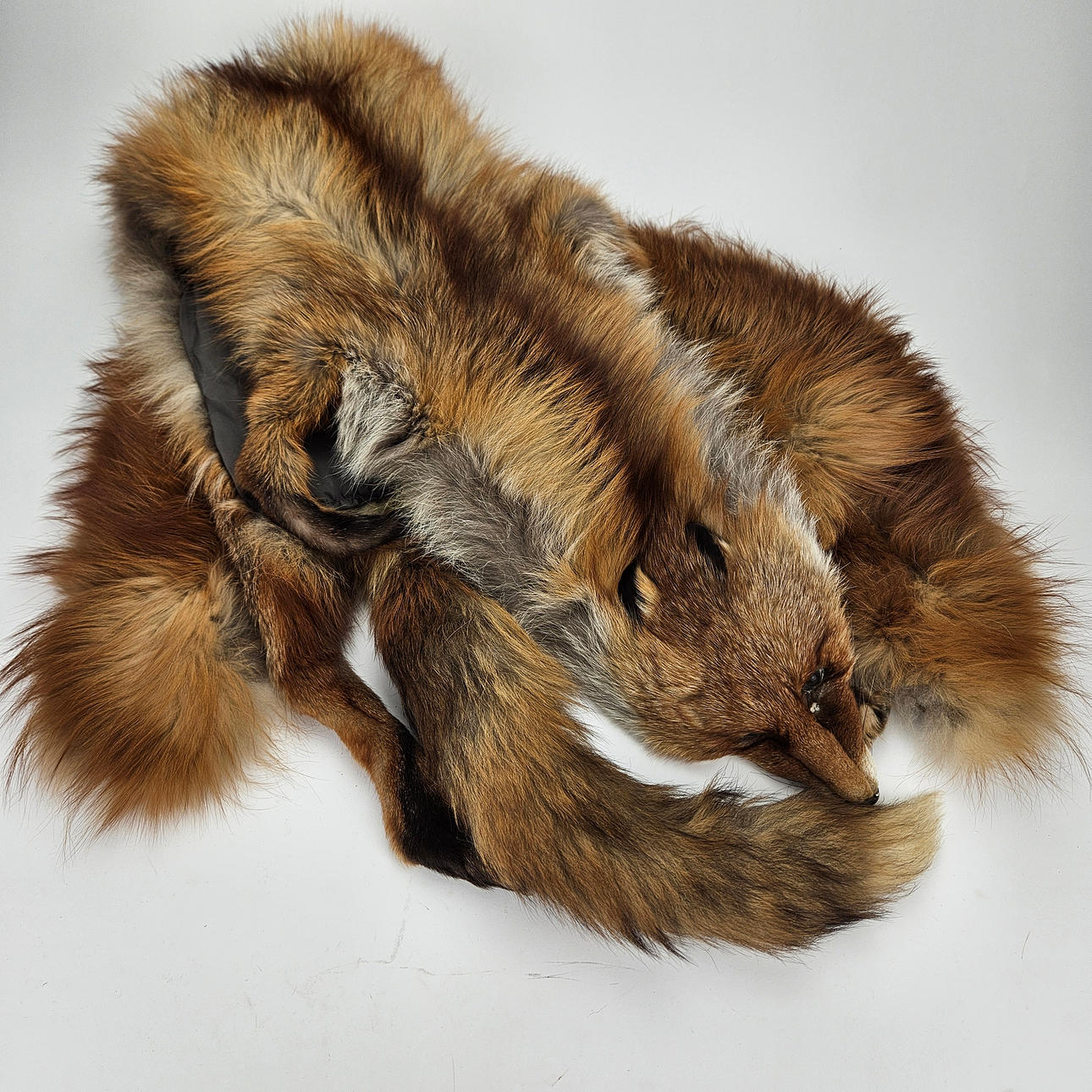 A fox boa and collar, 20th century.