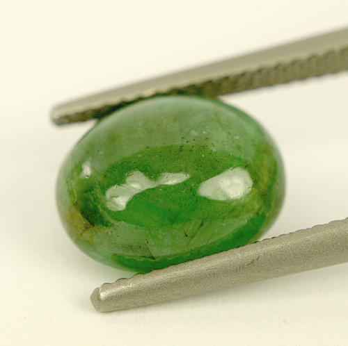 SMARAGD 4,83 CT. grön, certifierad.