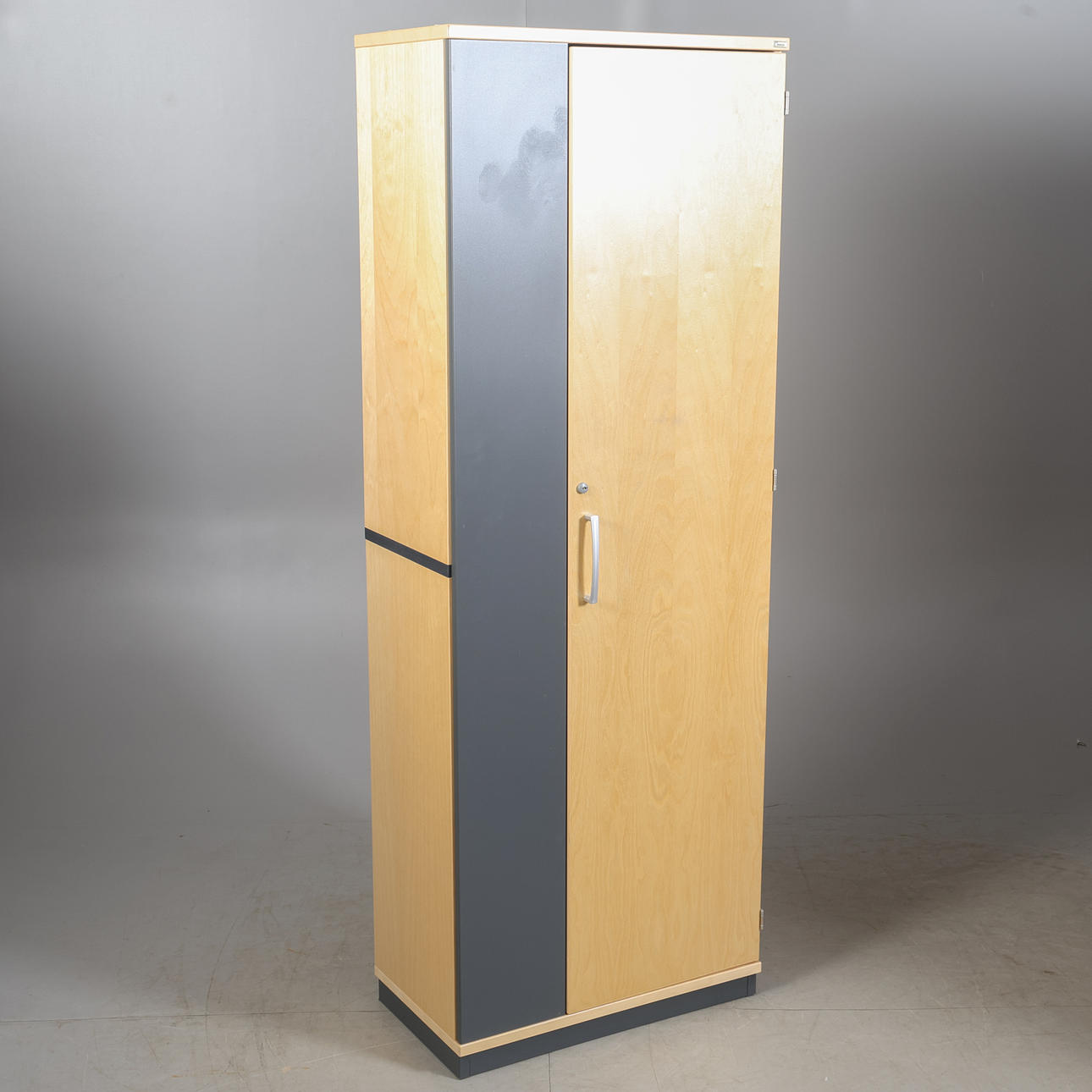 WARDROBE, Kinnarps, contemporary.