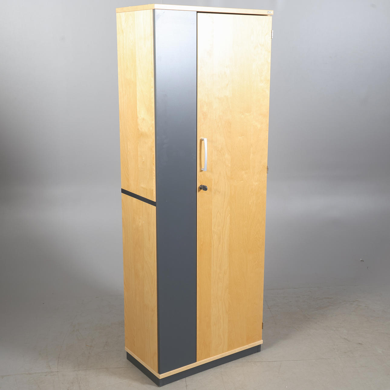 A Kinnarps wardrobe, contemporary.