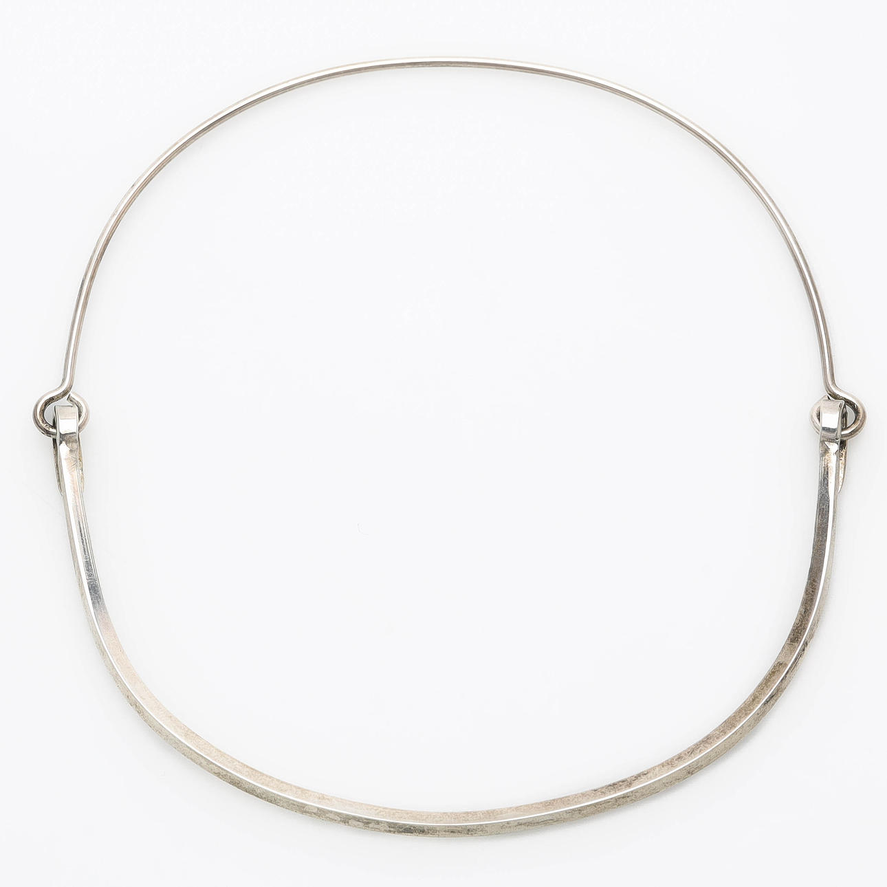 NECKLACE, silver, 2-piece.