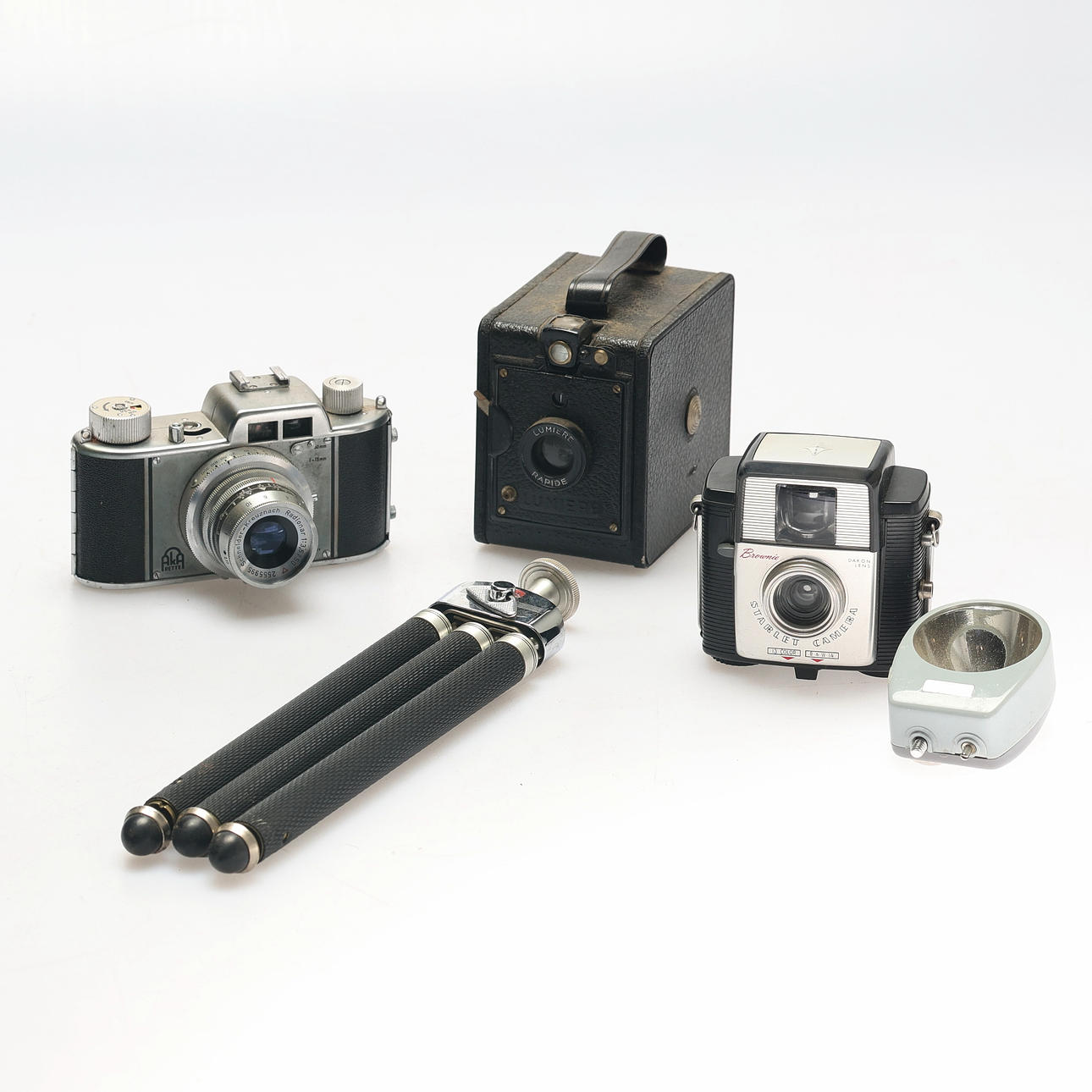 CAMERAS, 3 pcs. 1 tripod.