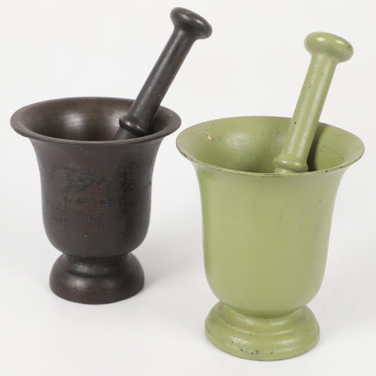 Two iron mortars, 1800/20th century.