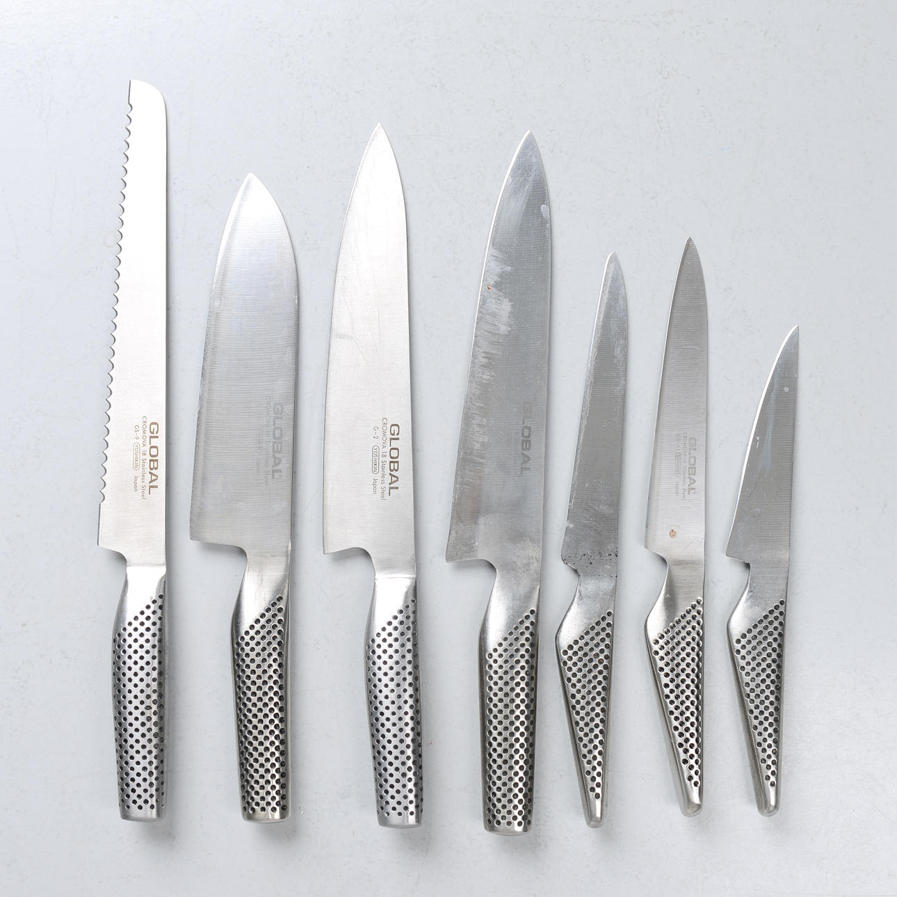 KITCHEN KNIVES, 7 pcs, Global, 21st century.