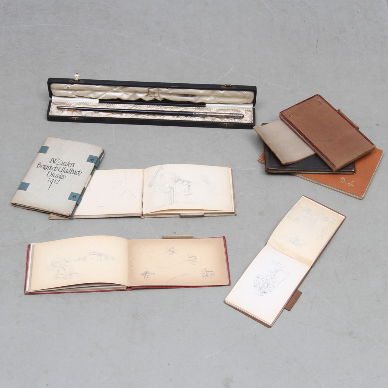 OSKAR LINDBERG. 8 st skissblock, mestadels 1800-talets andra hälft samt PEKSTAV/DIRIGENTPINNE tillhörande O Lindberg.