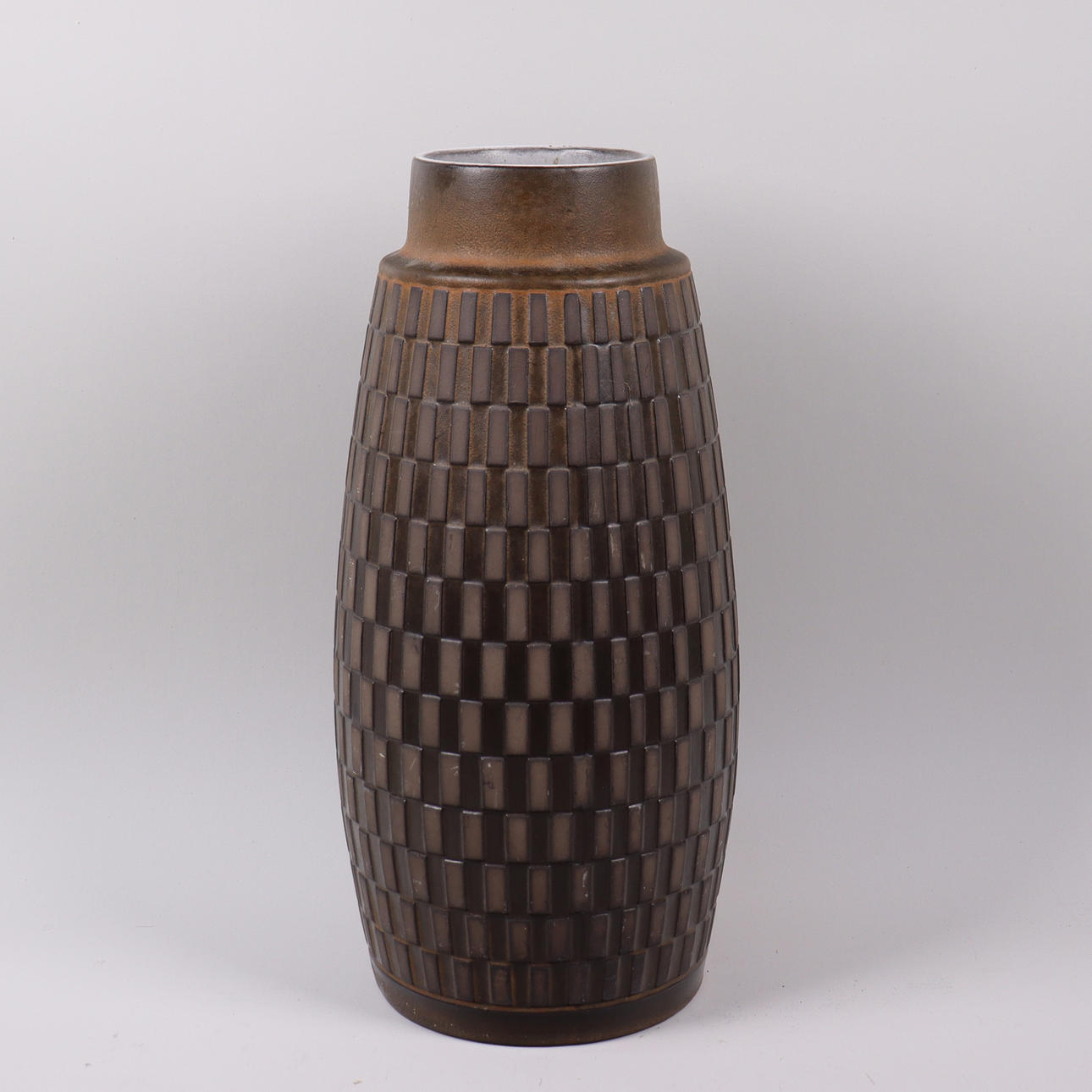 MARI SIMMULSON. golvvas i keramik, Upsala Ekeby.