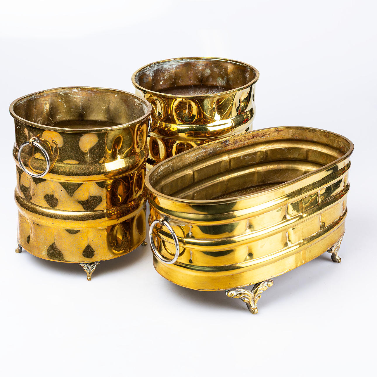 POTS & OUTER LINERS, hammered brass.