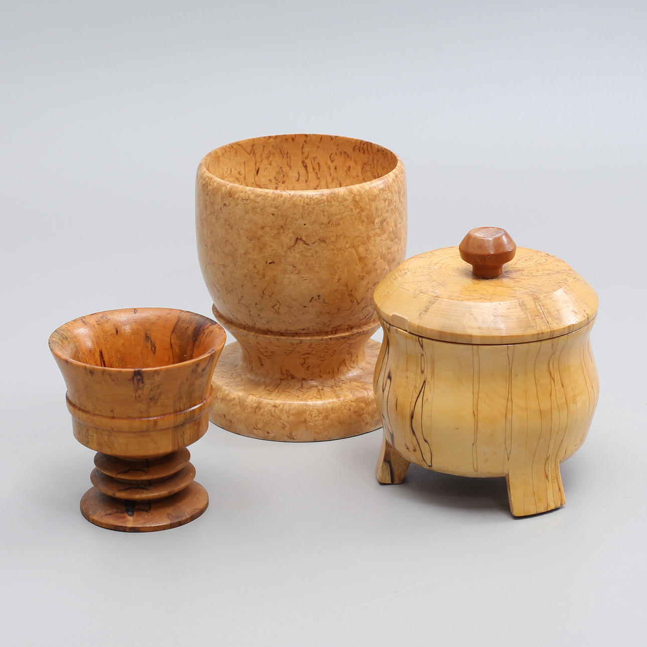SKÅLAR 3 st, masurbjörk, 1900-tal.