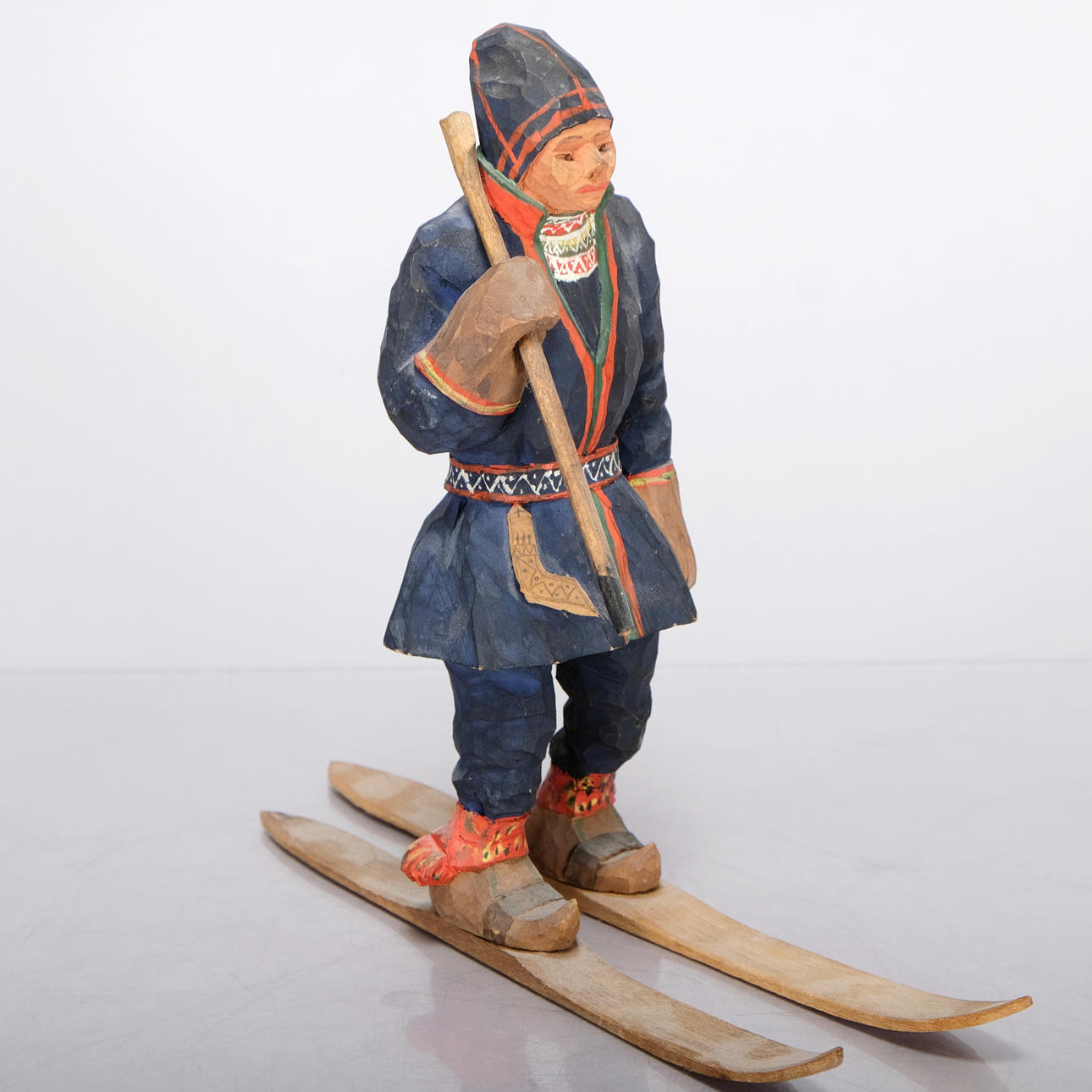 OIDENTIFIERAD KONSTNÄR. Skulptur, trä.