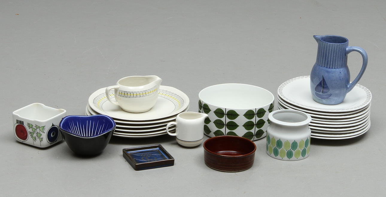 PARTI PORSLIN, 25 delar, Bland annat Rörstrand, Gefle, Arabia, 1900-tal.