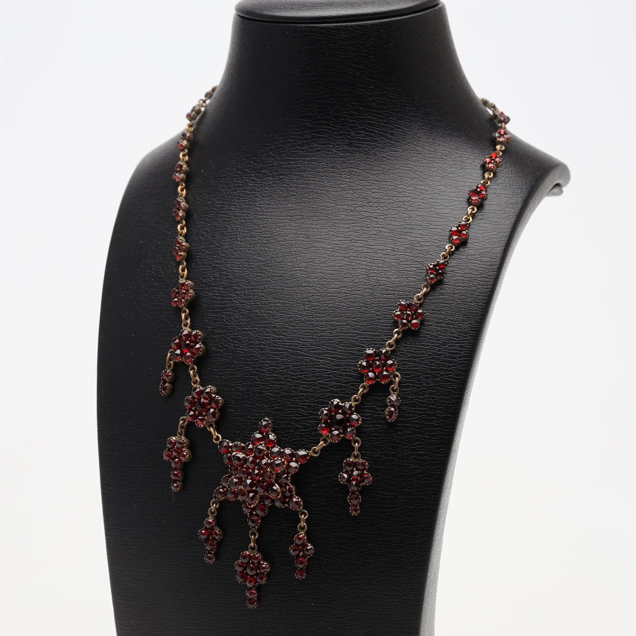 COLLIER, granater, metall.