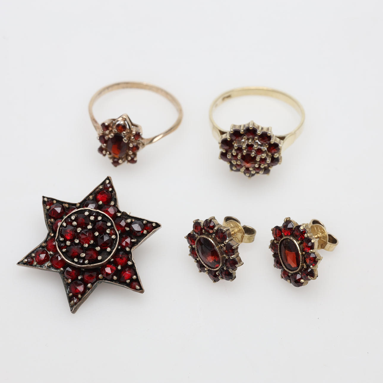 SMYCKEN 5 delar, silver, metall, granater.