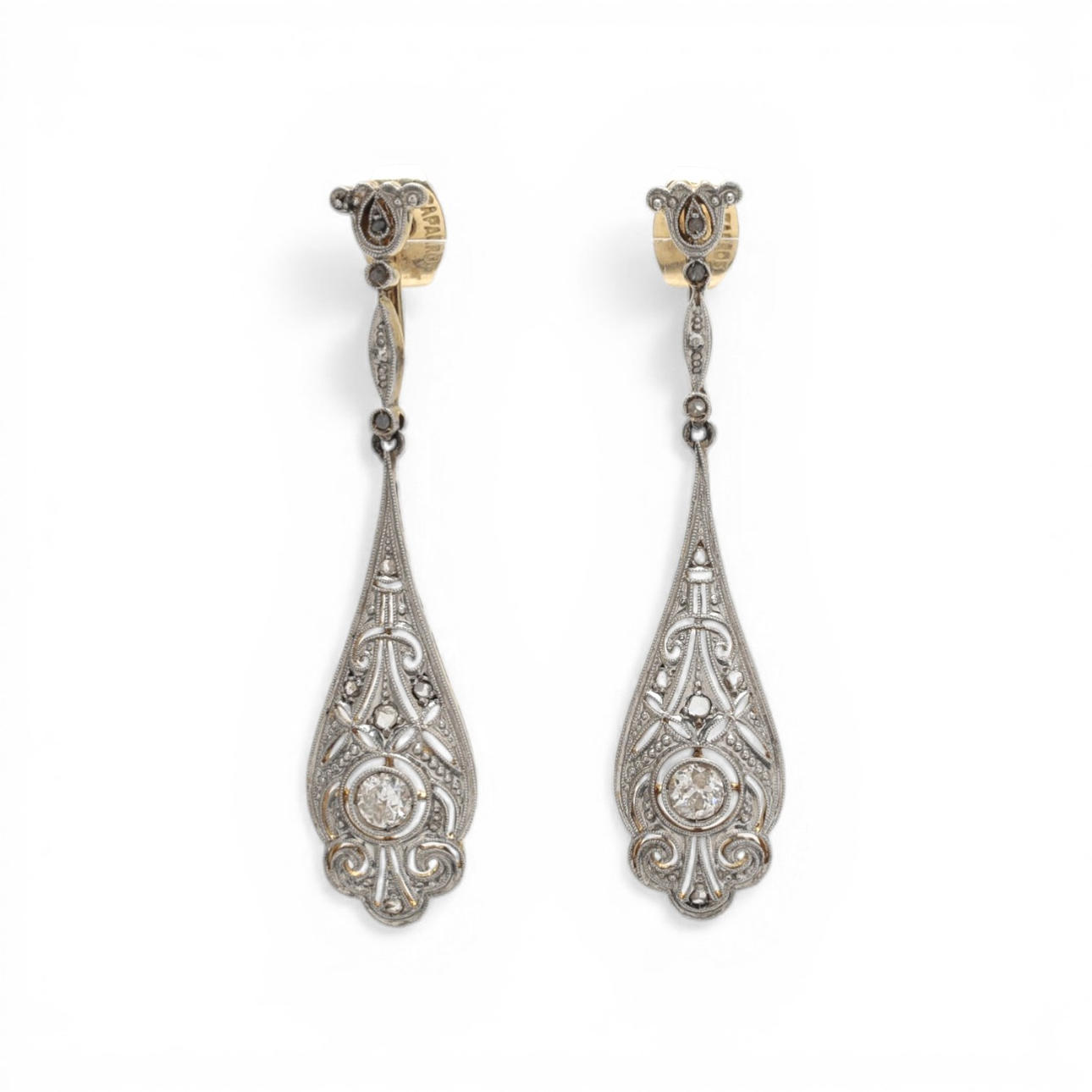 Art Deco diamonds long earrings, circa 1925.