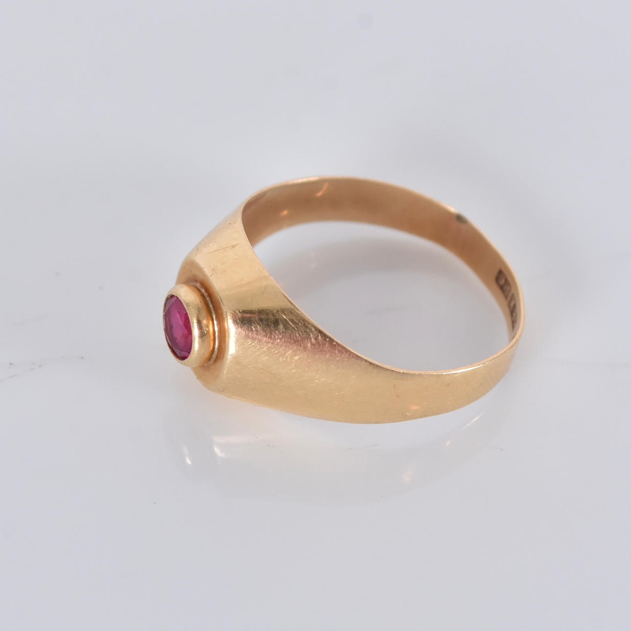 RING WITH STONES, 18K.