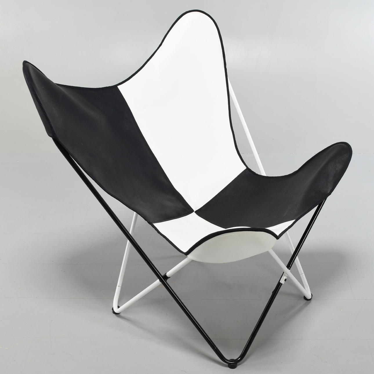 BAT-ARMCHAIR, 1950s-60s.