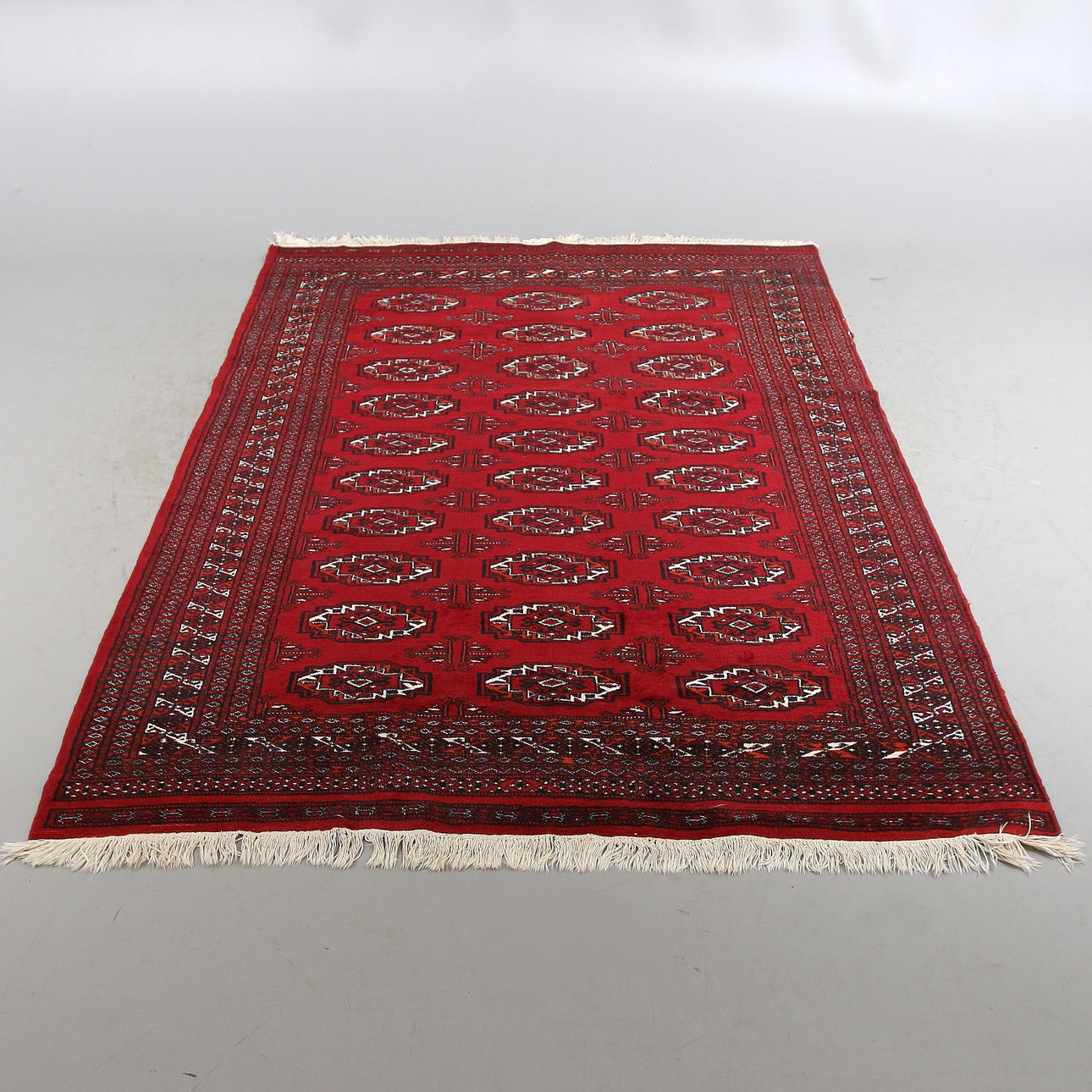 MATTA, Tekke Bochara, 1900-tal. 230 x 155 cm.