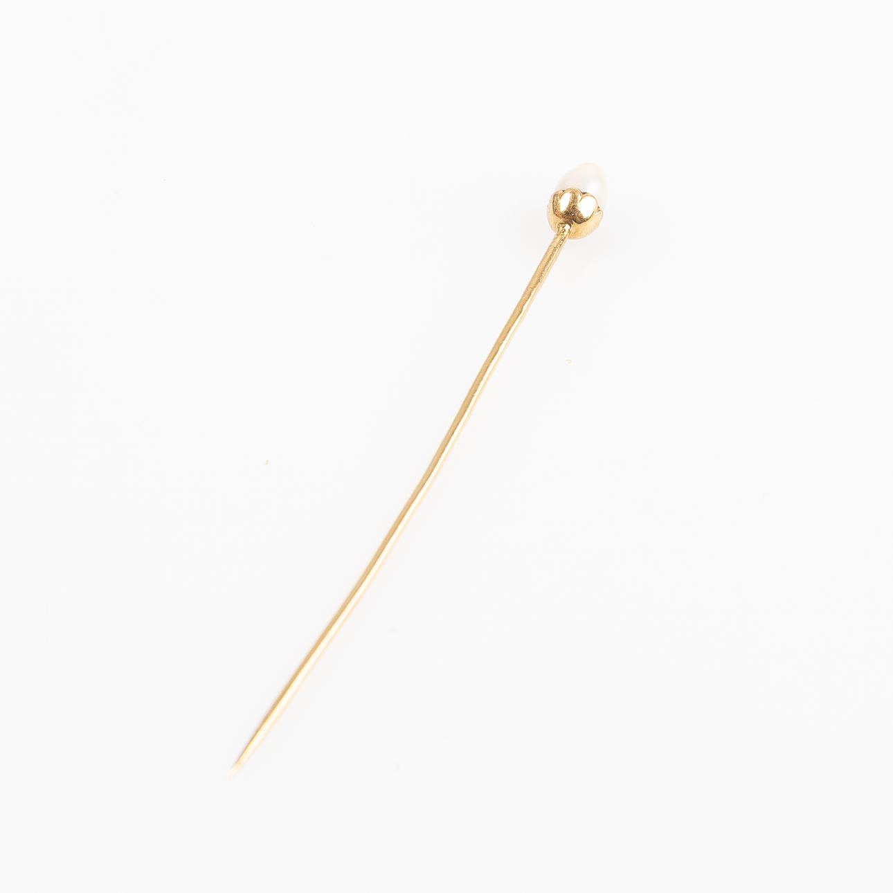 HAT PIN/BROOCH, 18K gold, pearl.