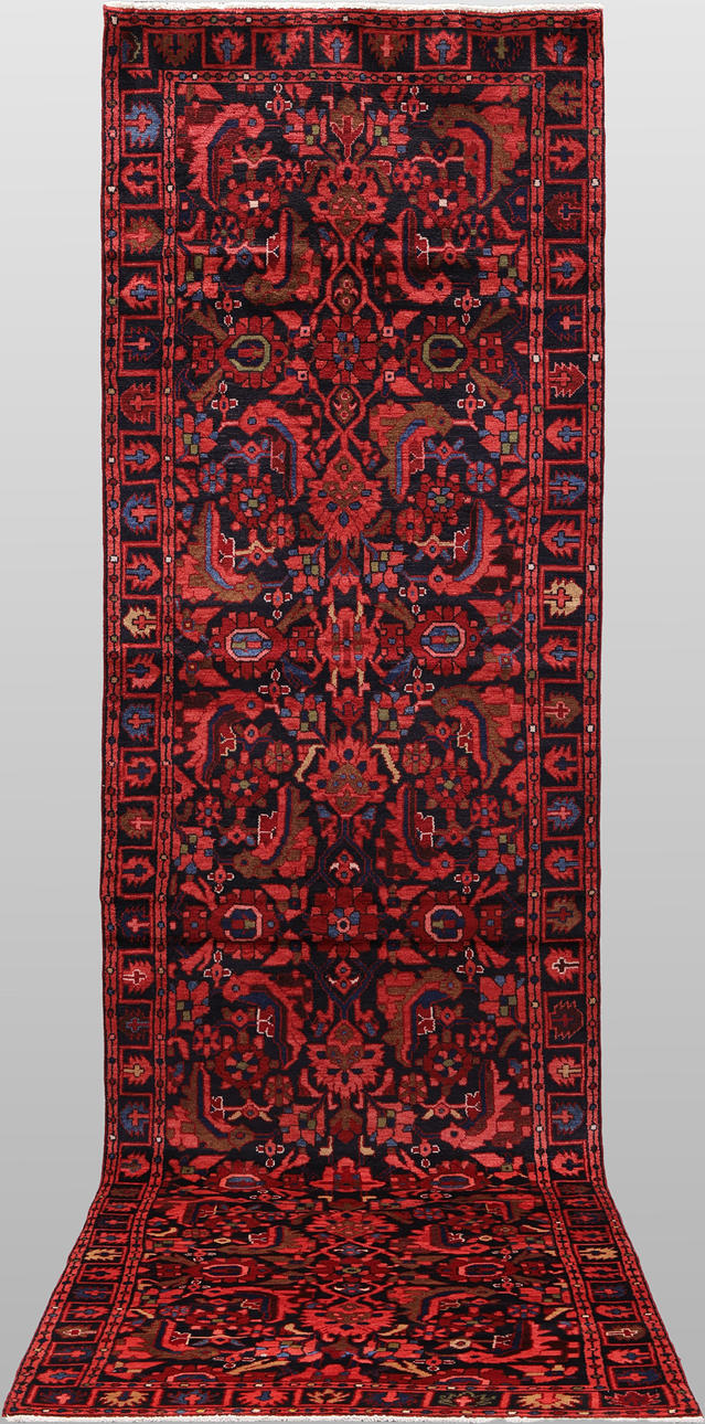 ORIENT CARPET. Hamada gallery model, 416 x 108 cm.