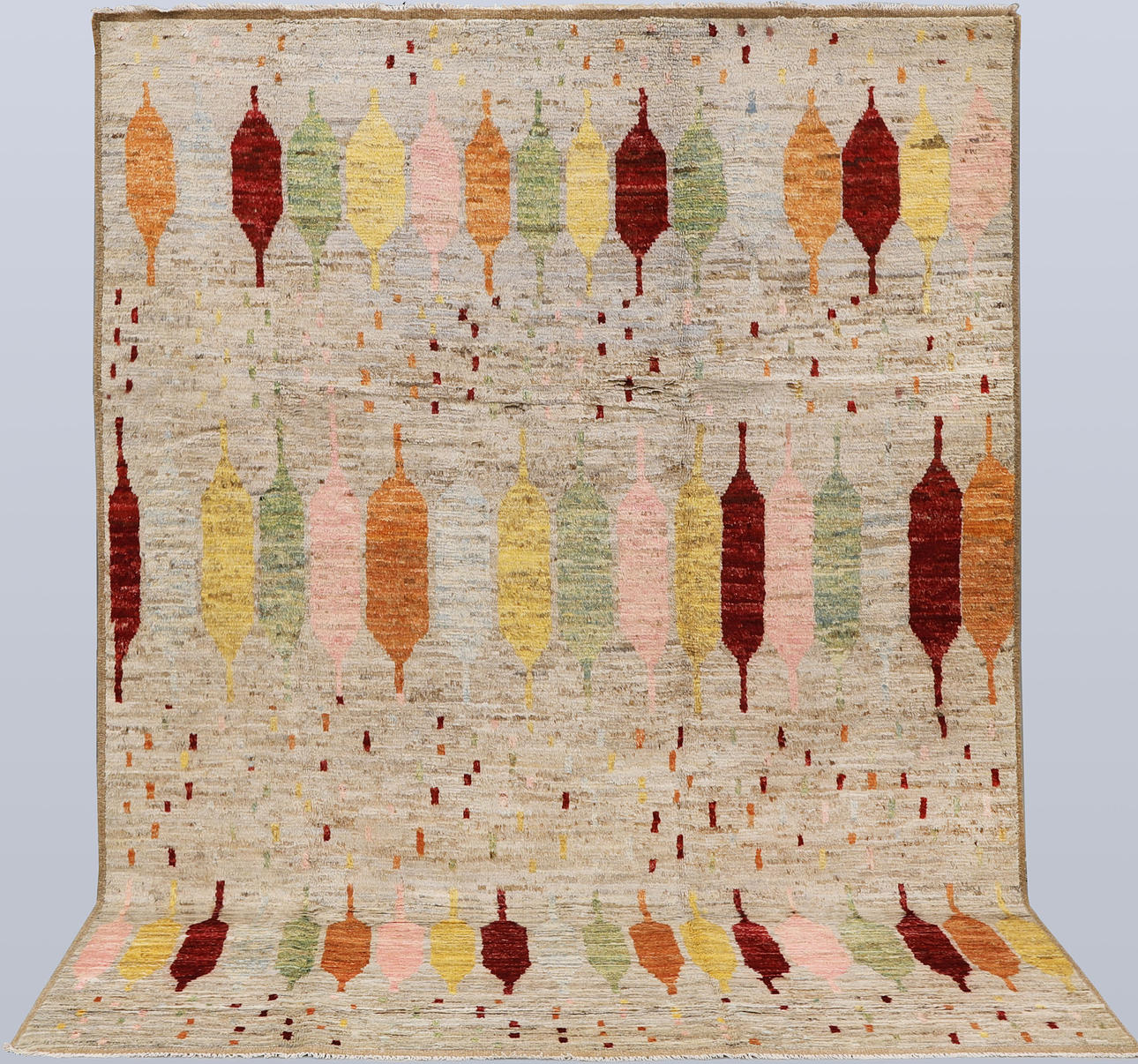 ORIENT CARPET. Morocco design, 290 x 201 cm.