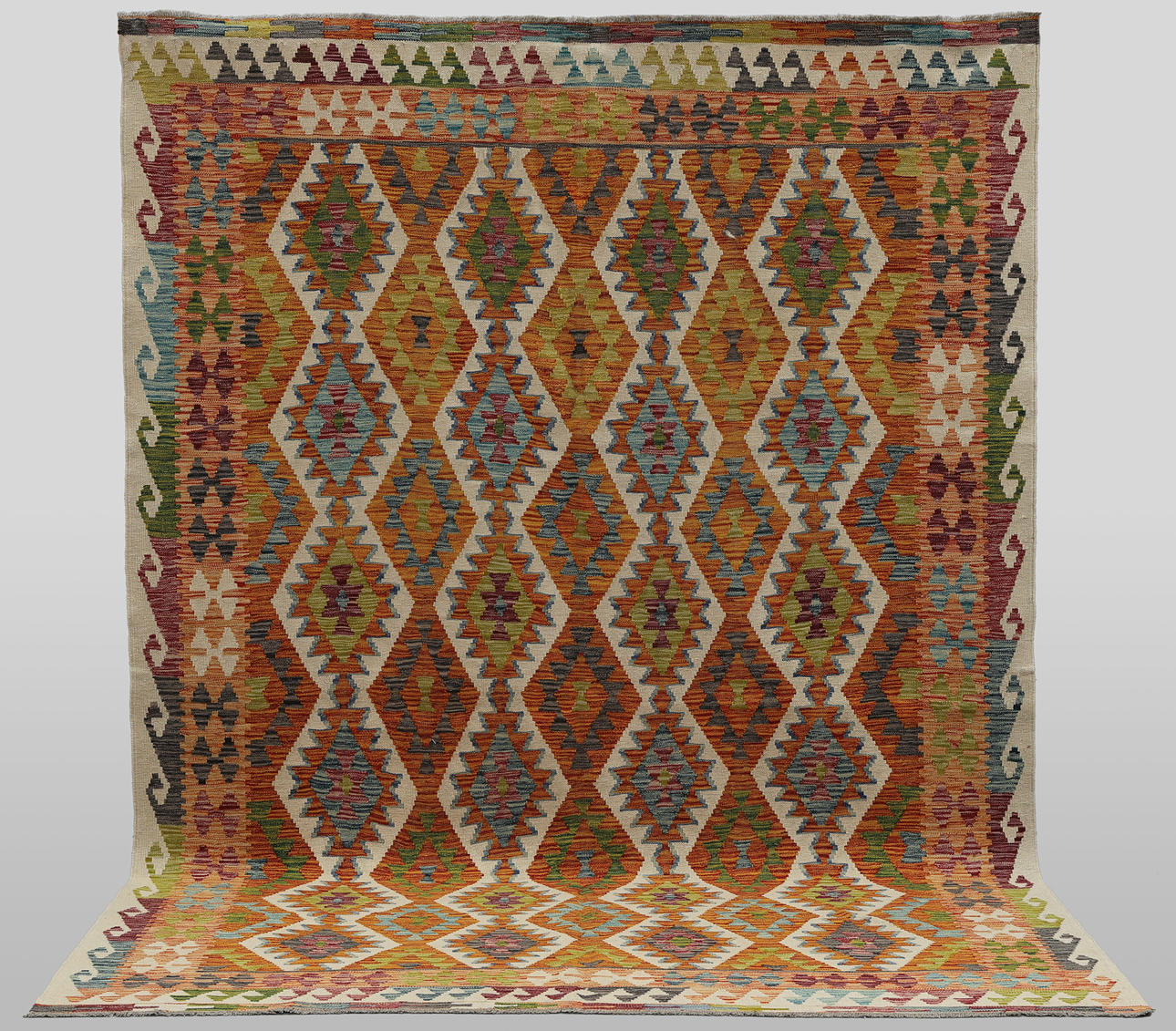 ORIENT CARPET. Kelim classic design290 x 196 cm.