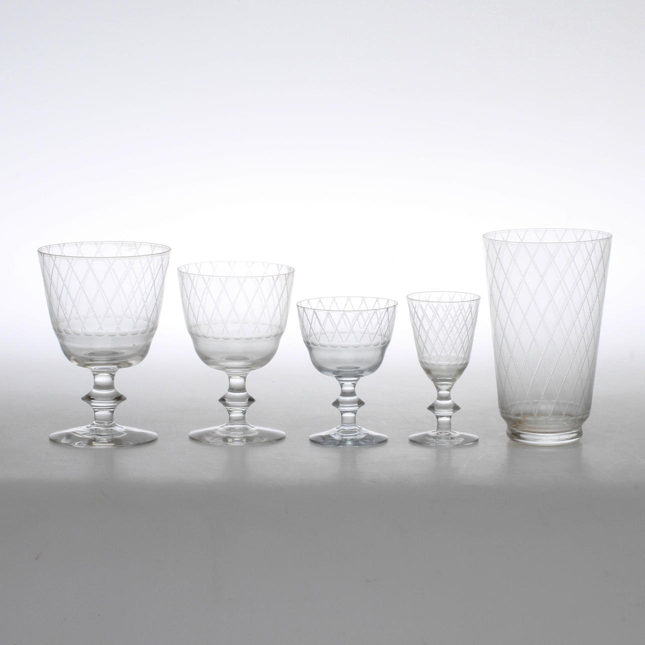 GLASSERVIS, 48 st, "Sickan", Vicke Lindstrand, Kosta, 1940/50-tal.