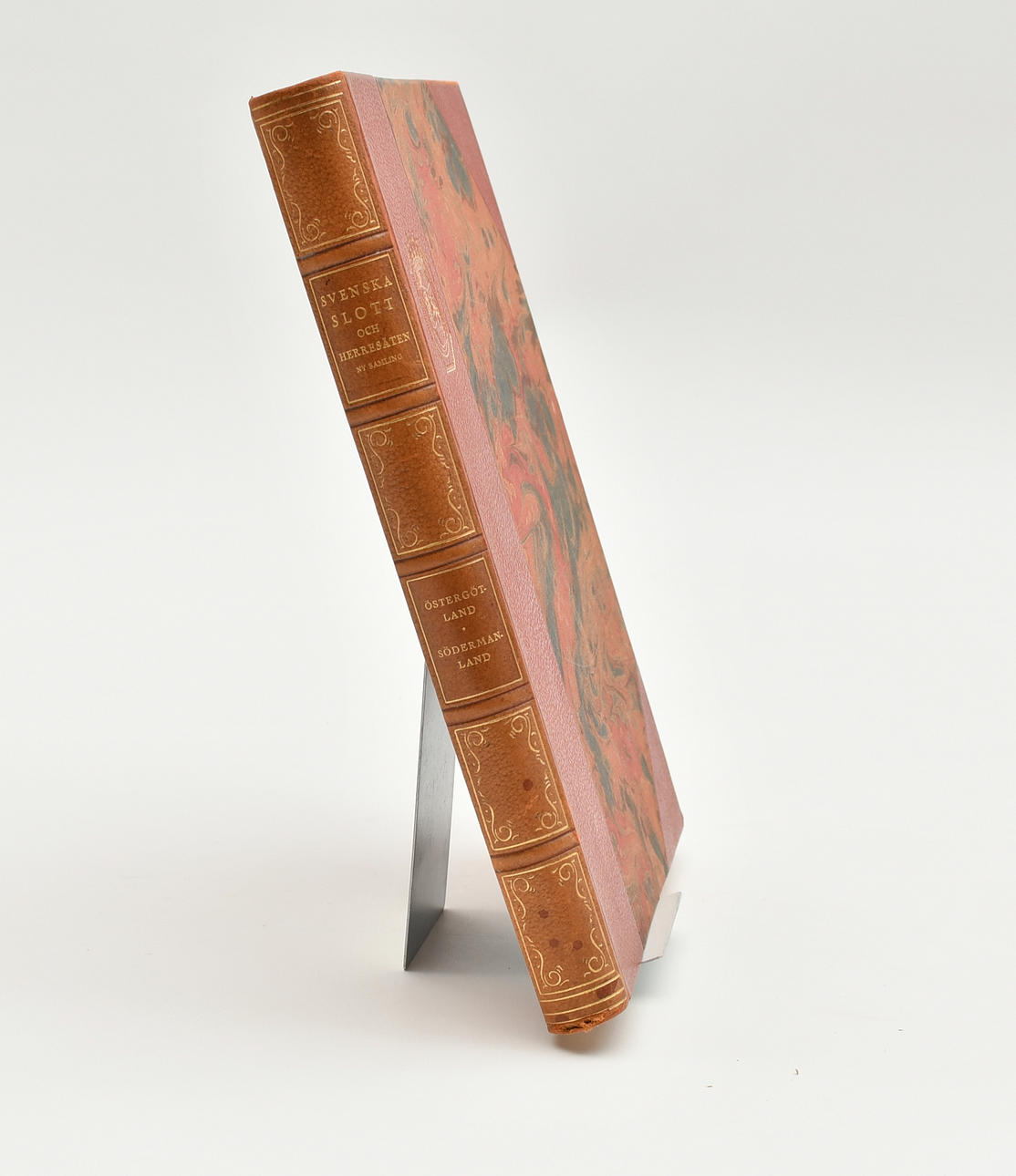 Svenska slott. Östergötland, Sörmland. 1933.