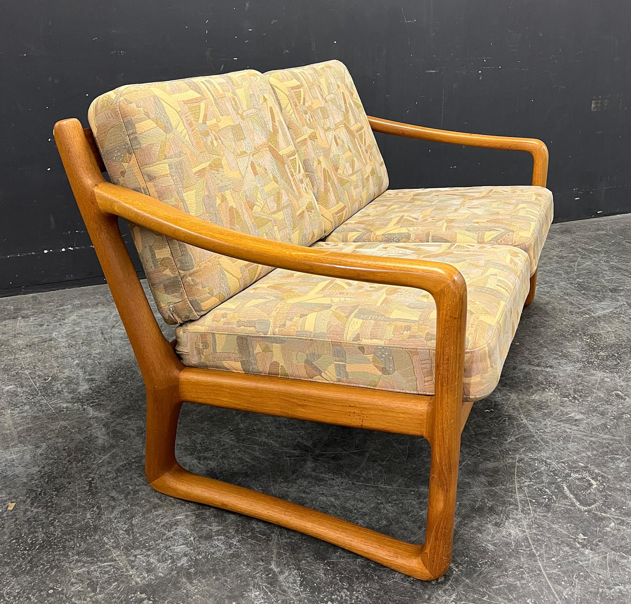 JUUL KRISTENSEN SOFA.