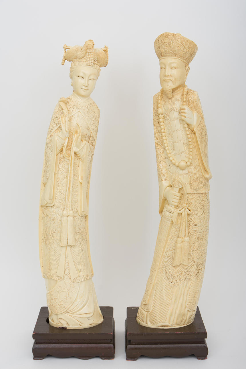 UNBEKANNTER KÜNSTLER. imitation elfenben kejsarinnan och kejsaren.