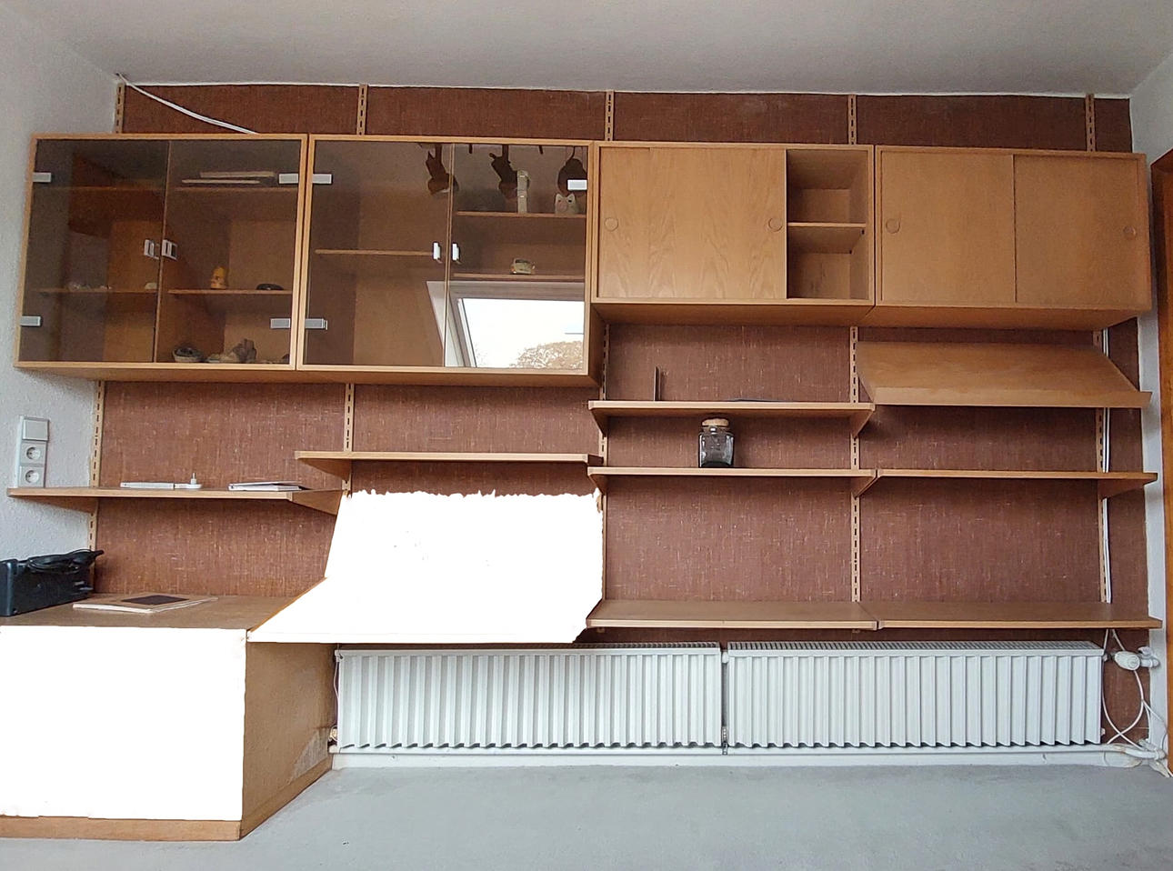 KAI KRISTIANSEN. FM SHELF.