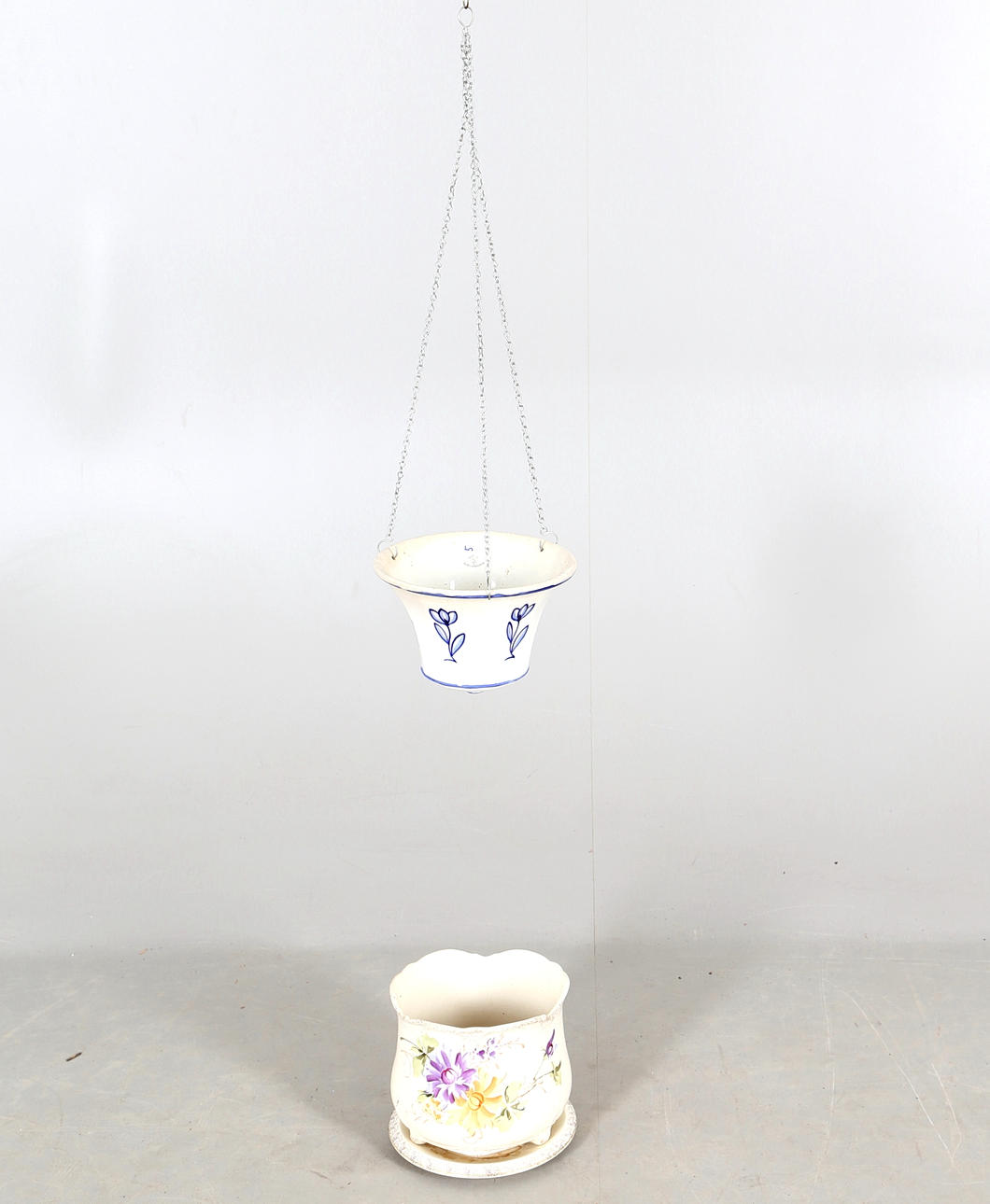 TAKAMPEL samt YTTERFODER, keramik, bland annat Gustavsberg, 1900-tal.