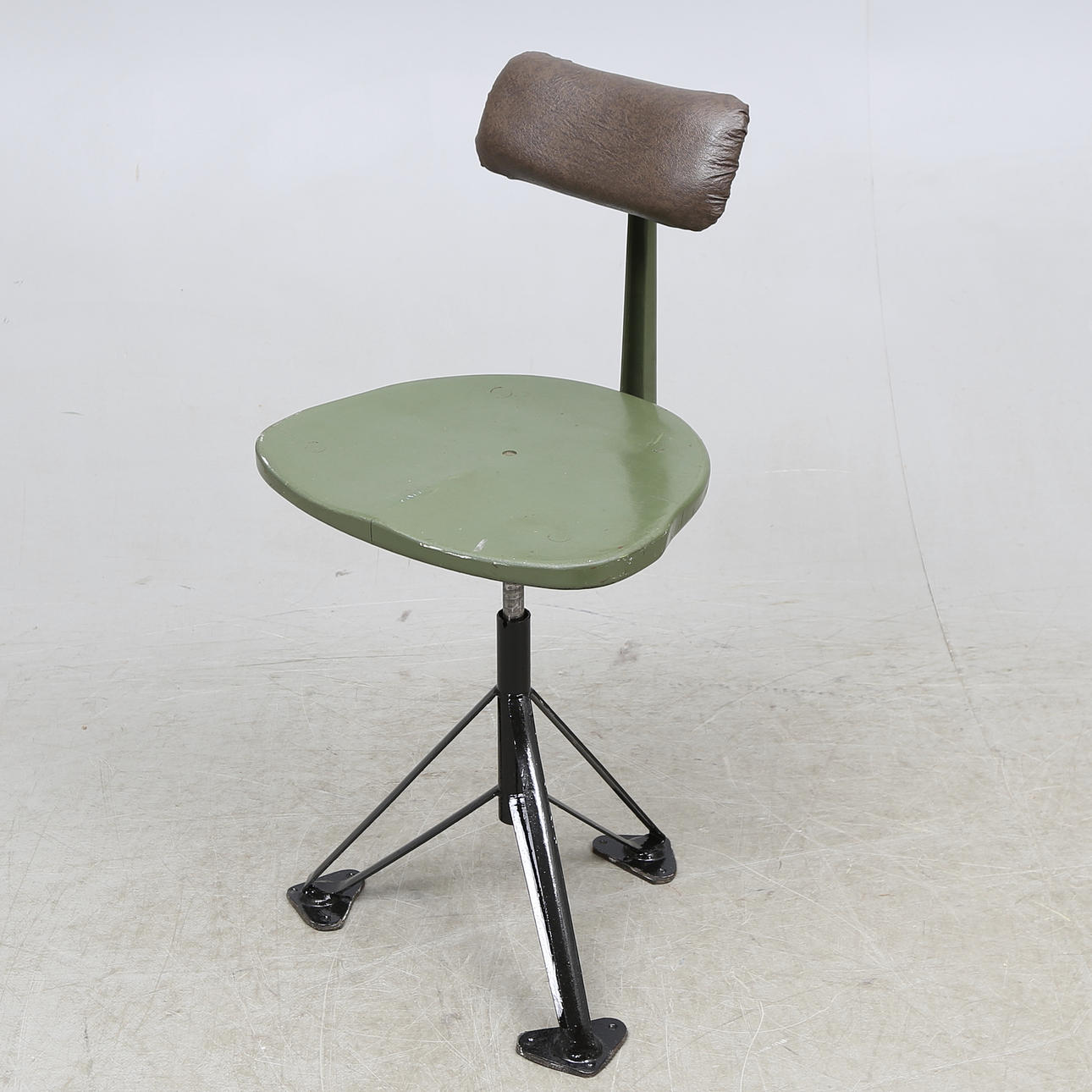 STOL, industridesign, 1900-talets första hälft.