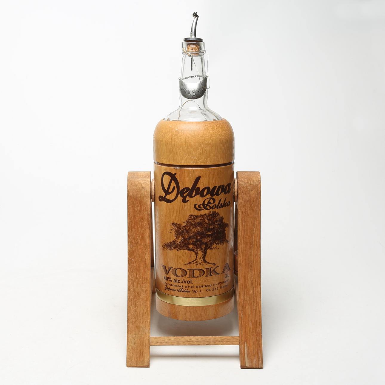 DECANTING LIQUOR BOTTLE “Debowa” with cradle function.