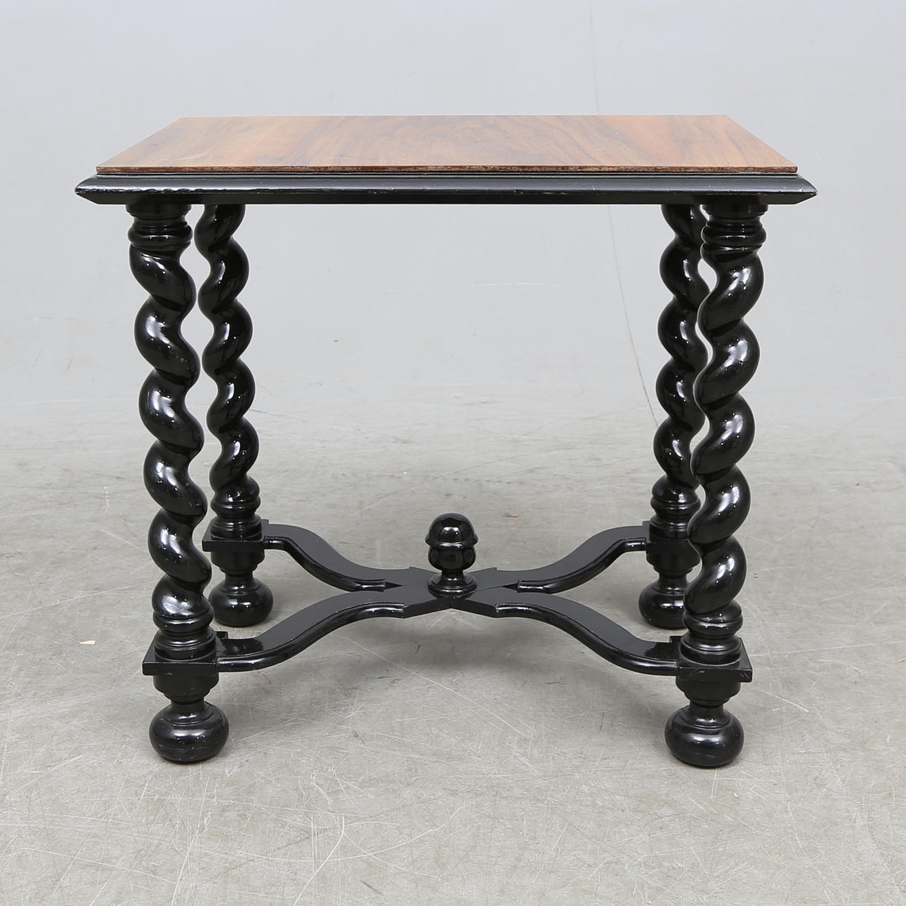 BORD, miniatyr, barockstil, 1900-tal.