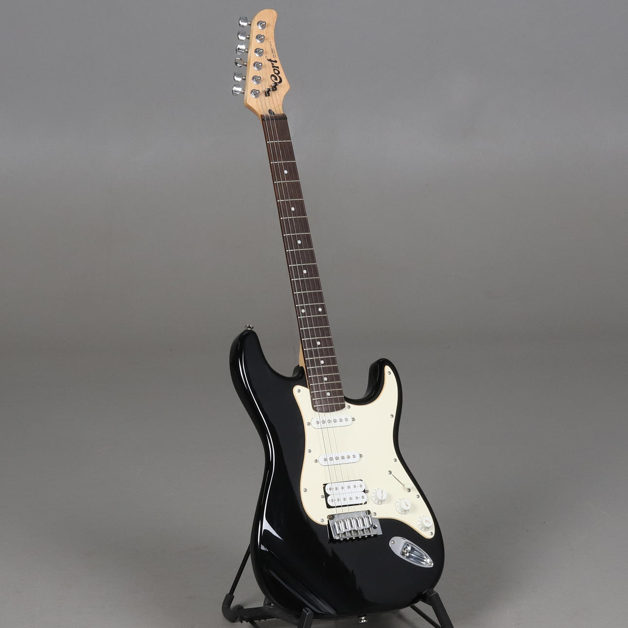 ELECTRIC GUITAR. Cort G200, Contemporary.