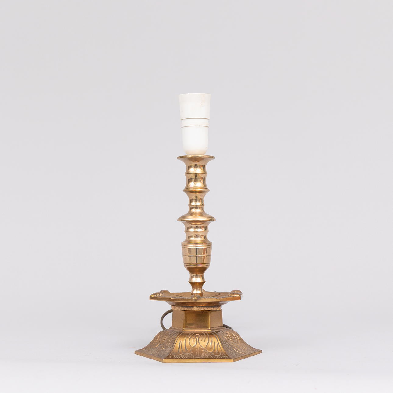 BRODSLAMPA, brass, Ystad metal.