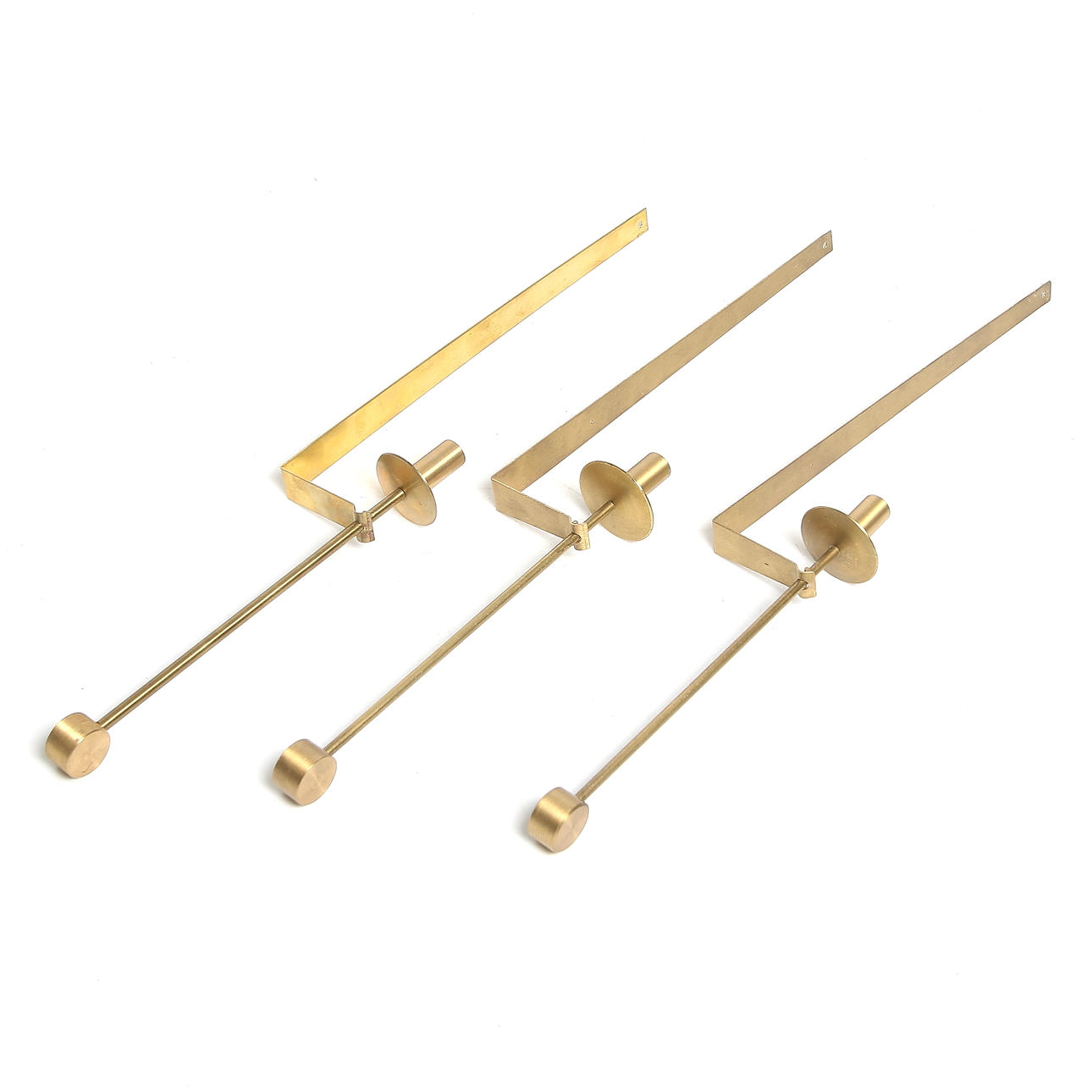 VÄGGLJUSSTAKAR, 3 st., mässing, pendelmodell, 1900-talets andra hälft.