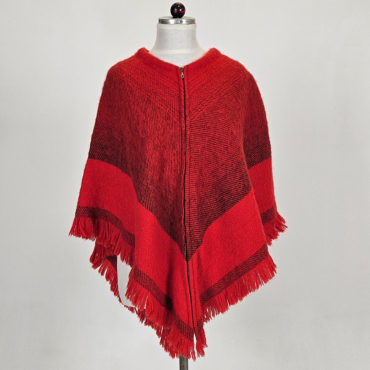 PONCHO, ull, Lena Rewell, Finland.