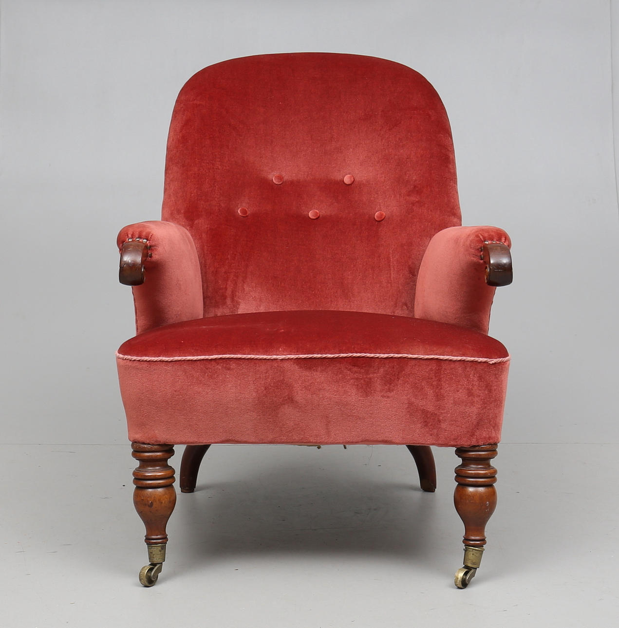 FÅTÖLJ, 1900-talets första hälft.