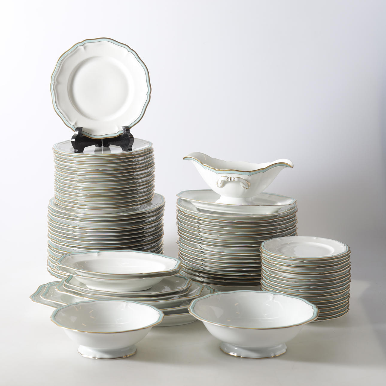 SERVIS, 81 delar, porslin, "Chippendale", Rosenthal.